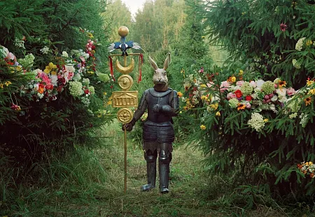 Рыцарь Земли с гирляндами