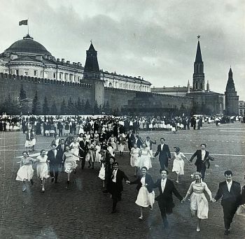 Выпускники