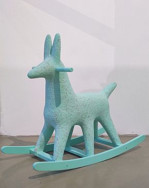 Лошадка-качалка